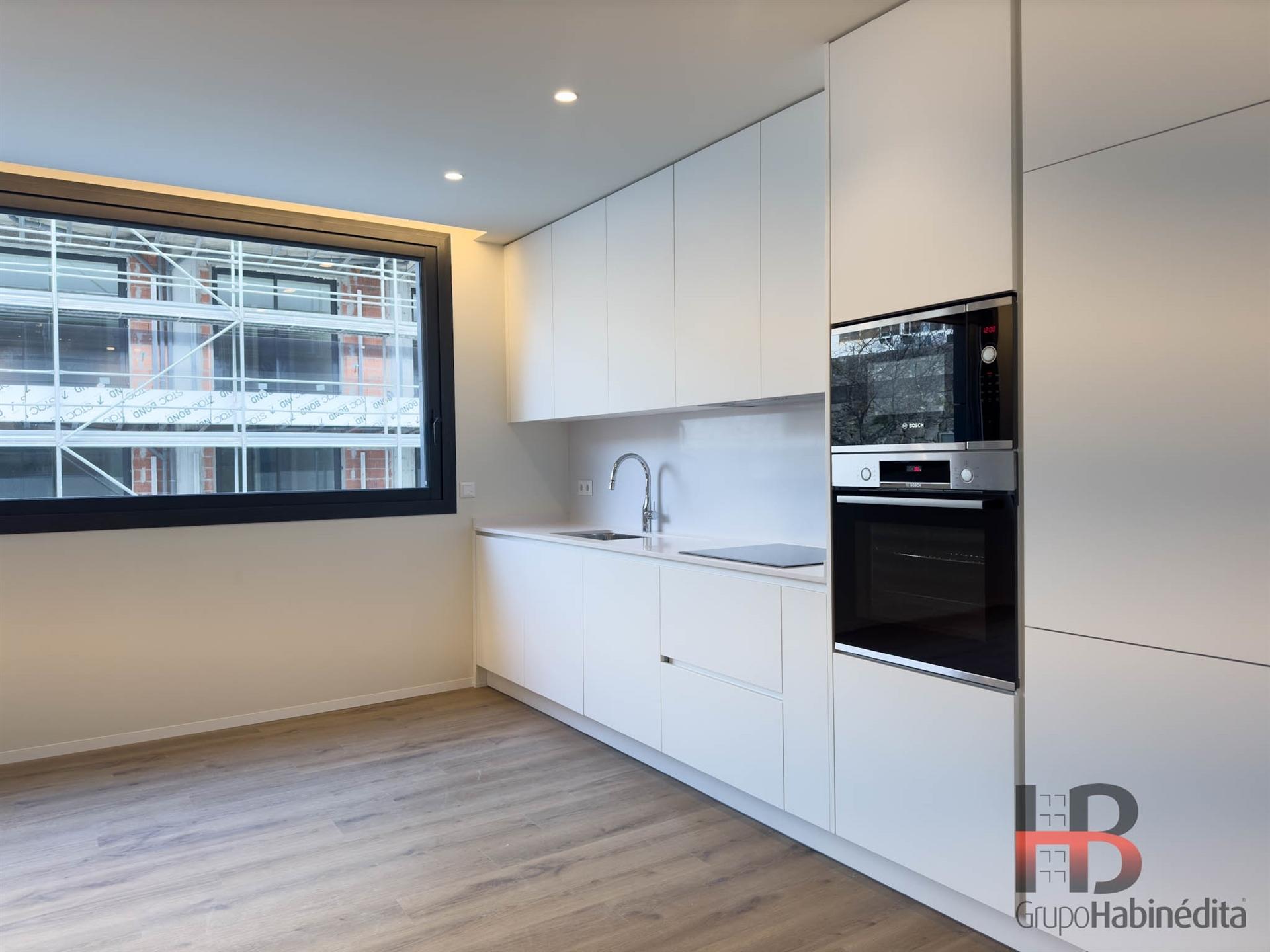 Apartamento T2 Venda em Mafamude e Vilar do Paraíso,Vila Nova de Gaia