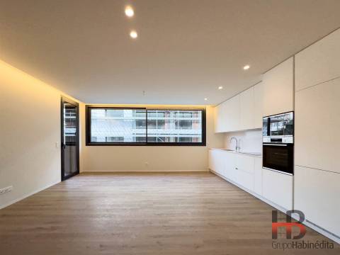 Apartamento T2 Venda em Mafamude e Vilar do Paraíso,Vila Nova de Gaia