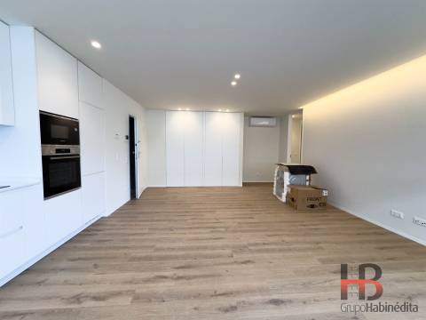 Apartamento T2 Venda em Mafamude e Vilar do Paraíso,Vila Nova de Gaia
