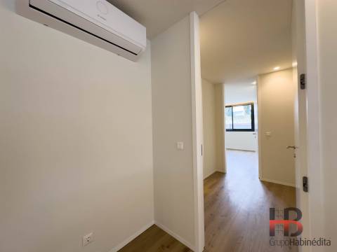 Apartamento T2 Venda em Mafamude e Vilar do Paraíso,Vila Nova de Gaia