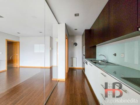 Apartamento T2 Arrendamento em Cedofeita, Santo Ildefonso, Sé, Miragaia, São Nicolau e Vitória,Porto