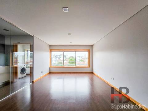 Apartamento T2 Arrendamento em Cedofeita, Santo Ildefonso, Sé, Miragaia, São Nicolau e Vitória,Porto