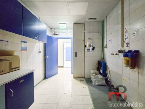 Loja  Arrendamento em Gondomar (São Cosme), Valbom e Jovim,Gondomar