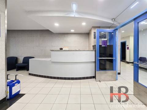 Loja  Venda em Gondomar (São Cosme), Valbom e Jovim,Gondomar