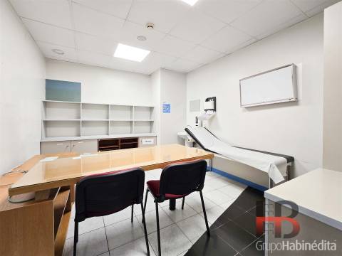 Loja  Venda em Gondomar (São Cosme), Valbom e Jovim,Gondomar