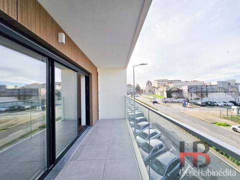 Apartamento T3 Arrendamento em Ramalde,Porto