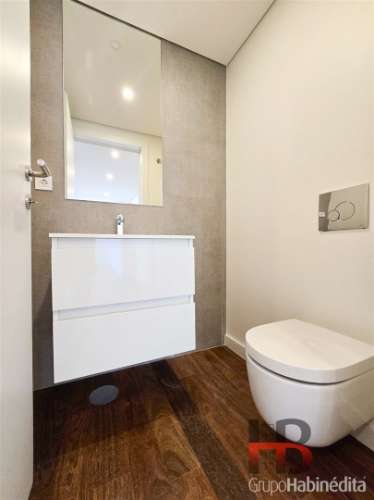 Apartamento T3 Arrendamento em Ramalde,Porto