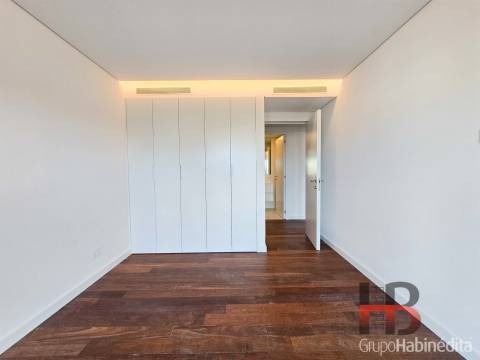 Apartamento T3 Arrendamento em Ramalde,Porto
