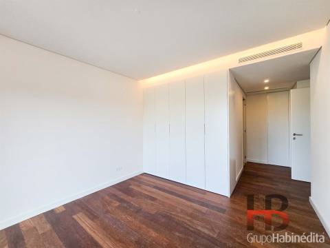 Apartamento T3 Arrendamento em Ramalde,Porto