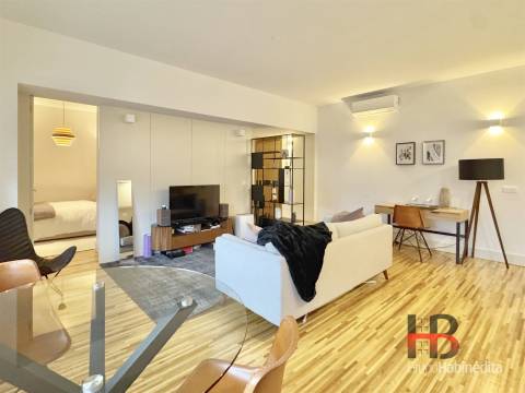 T1 Mobilado para Arrendar no Largo dos Poveiros | Porto