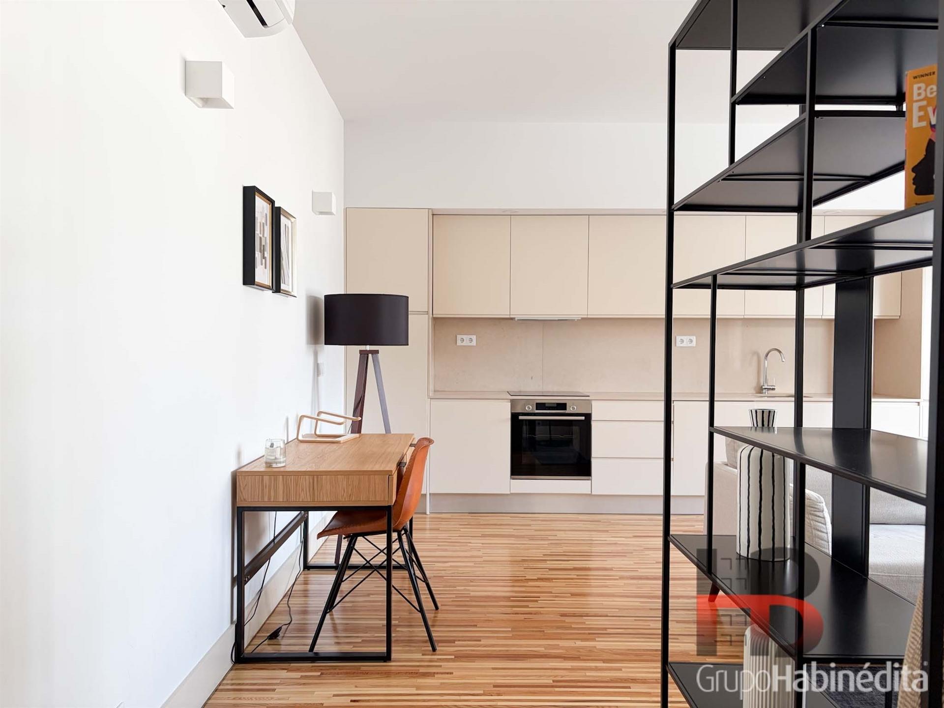 T1 Mobilado para Arrendar no Largo dos Poveiros | Porto