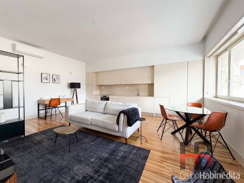 T1 Mobilado para Arrendar no Largo dos Poveiros | Porto