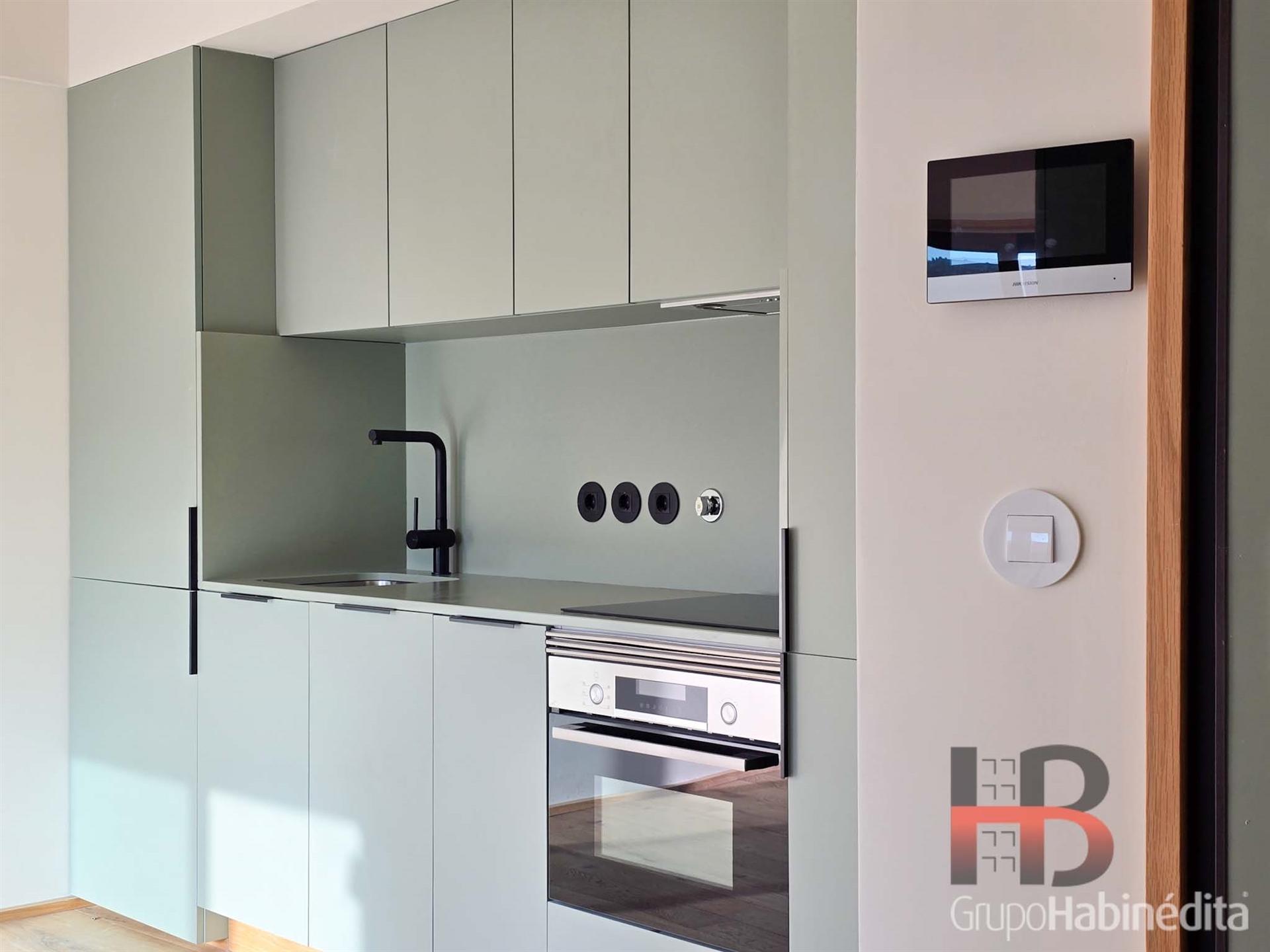 Apartamento T1 Arrendamento em Cedofeita, Santo Ildefonso, Sé, Miragaia, São Nicolau e Vitória,Porto