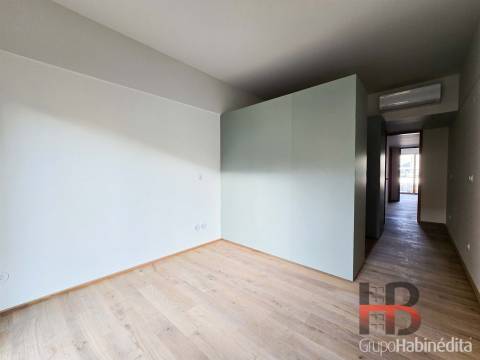 Apartamento T2 Arrendamento em Cedofeita, Santo Ildefonso, Sé, Miragaia, São Nicolau e Vitória,Porto