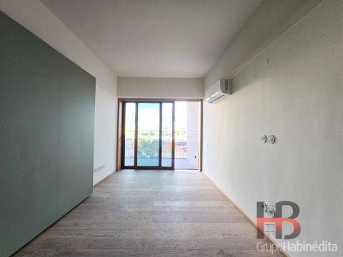 Apartamento T2 Arrendamento em Cedofeita, Santo Ildefonso, Sé, Miragaia, São Nicolau e Vitória,Porto