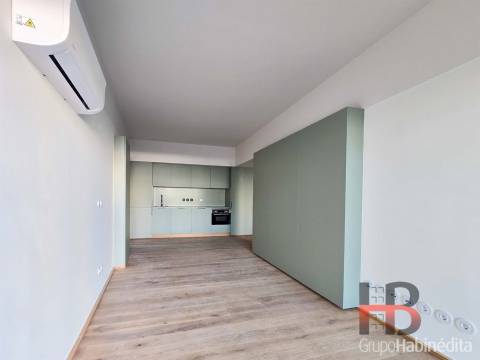 Apartamento T2 Arrendamento em Cedofeita, Santo Ildefonso, Sé, Miragaia, São Nicolau e Vitória,Porto