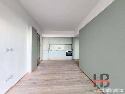 Apartamento T2 Arrendamento em Cedofeita, Santo Ildefonso, Sé, Miragaia, São Nicolau e Vitória,Porto