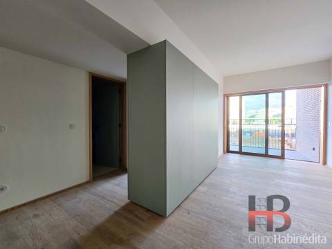 Apartamento T2 Arrendamento em Cedofeita, Santo Ildefonso, Sé, Miragaia, São Nicolau e Vitória,Porto