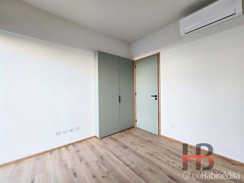 Apartamento T2 Arrendamento em Cedofeita, Santo Ildefonso, Sé, Miragaia, São Nicolau e Vitória,Porto