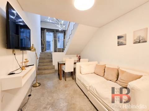 Apartamento T1 DUPLEX Venda em Cedofeita, Santo Ildefonso, Sé, Miragaia, São Nicolau e Vitória,Porto