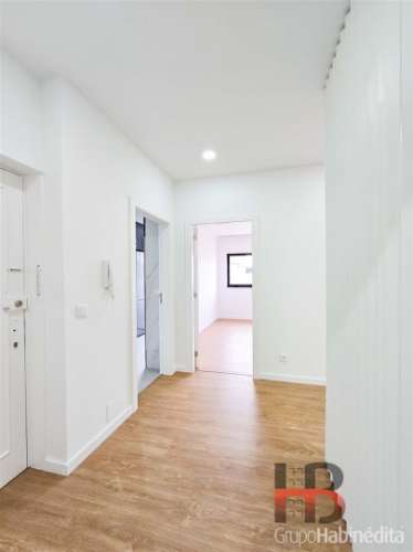 Apartamento T2 Remodelado em Cedofeita, Porto - Rua Antero de Quental