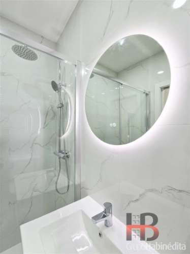 Apartamento T2 Remodelado em Cedofeita, Porto - Rua Antero de Quental