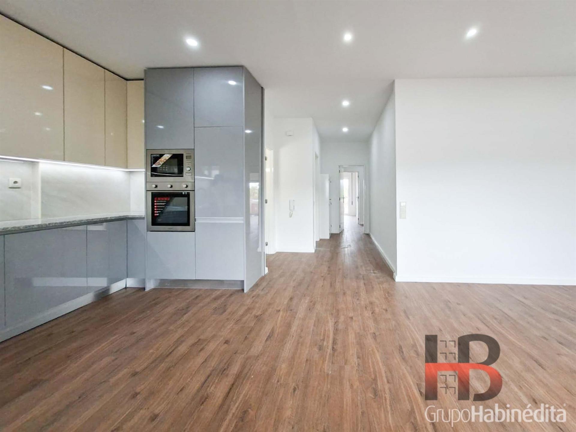 Apartamento T3 Venda em Águas Santas,Maia