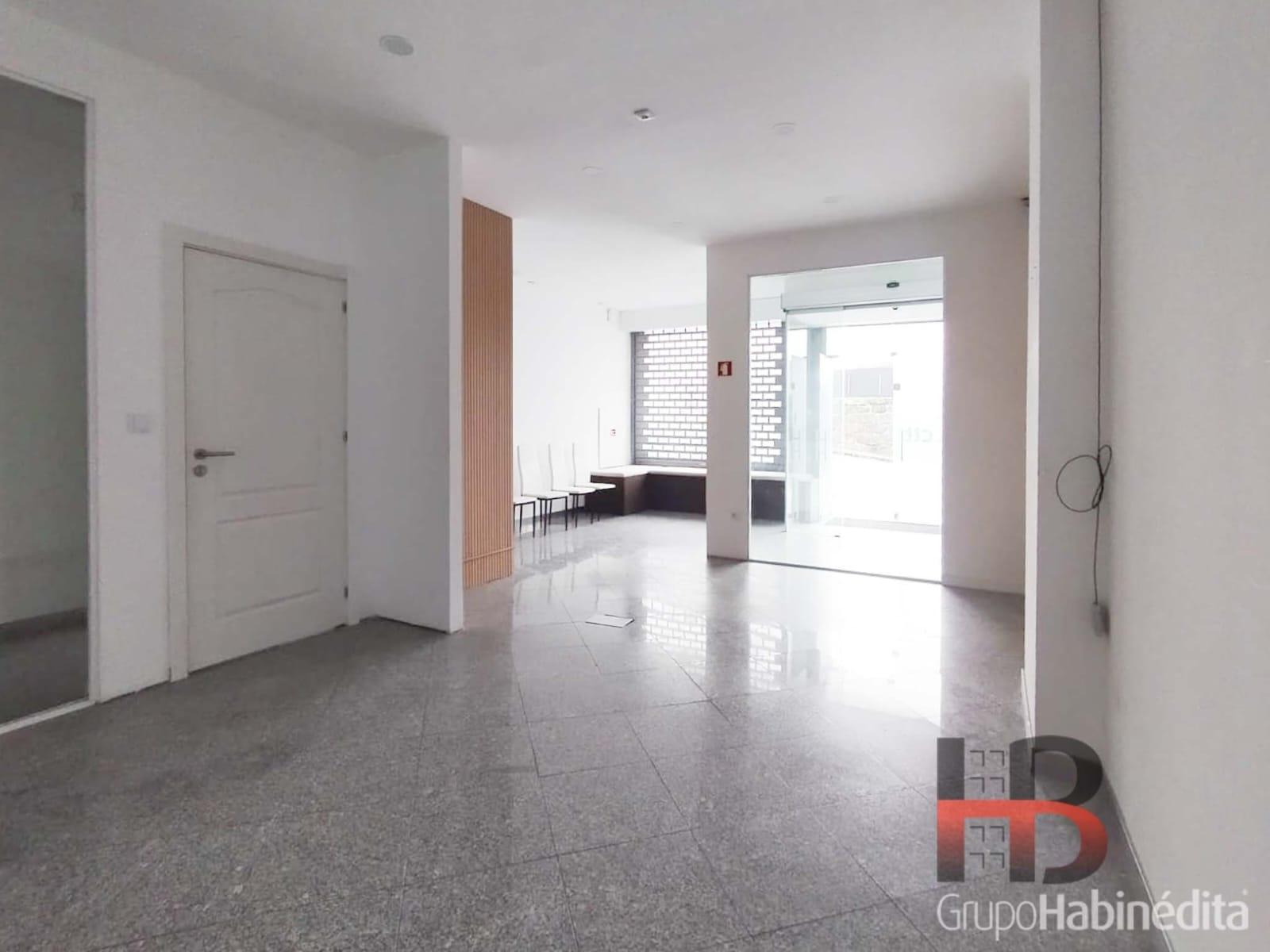 Loja  Arrendamento em Pedrouços,Maia