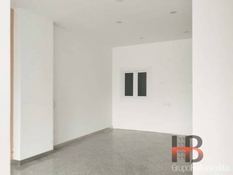 Loja  Arrendamento em Pedrouços,Maia