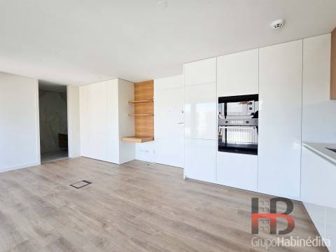 Apartamento T0 Arrendamento em Paranhos,Porto