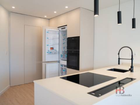 Moradia T2 Venda em Lordelo do Ouro e Massarelos,Porto