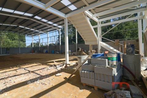 Armazém  Venda em Grijó e Sermonde,Vila Nova de Gaia