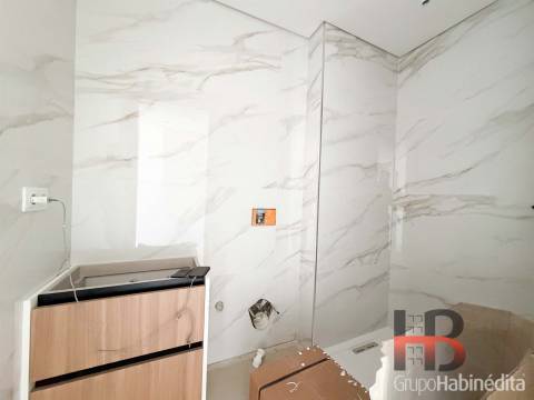 Apartamento T2 Venda em Mafamude e Vilar do Paraíso,Vila Nova de Gaia