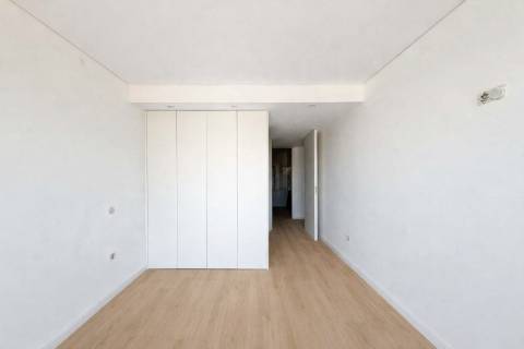 Apartamento T2 Venda em Mafamude e Vilar do Paraíso,Vila Nova de Gaia