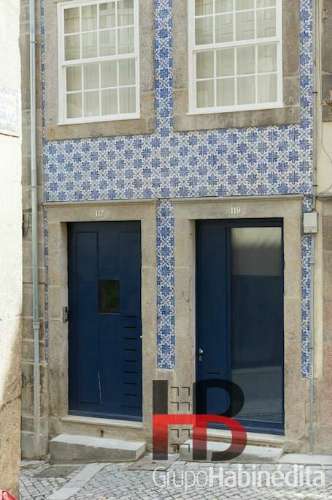 Acolhedor T0 na baixa do Porto - centro Histórico