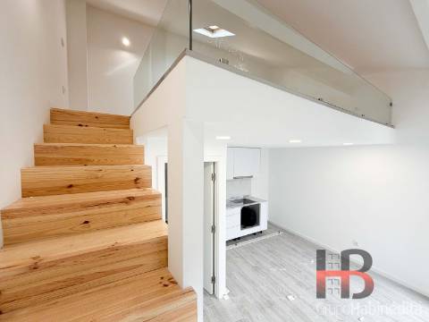 Moradia em Banda T0 Venda em Cedofeita, Santo Ildefonso, Sé, Miragaia, São Nicolau e Vitória,Porto