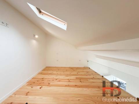 Moradia em Banda T0 Venda em Cedofeita, Santo Ildefonso, Sé, Miragaia, São Nicolau e Vitória,Porto