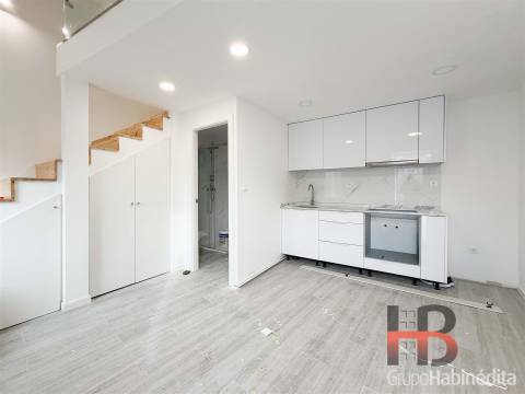 Moradia em Banda T0 Venda em Cedofeita, Santo Ildefonso, Sé, Miragaia, São Nicolau e Vitória,Porto