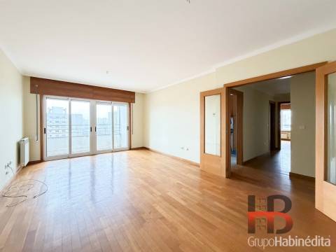 Apartamento T2 Venda em Lordelo do Ouro e Massarelos,Porto