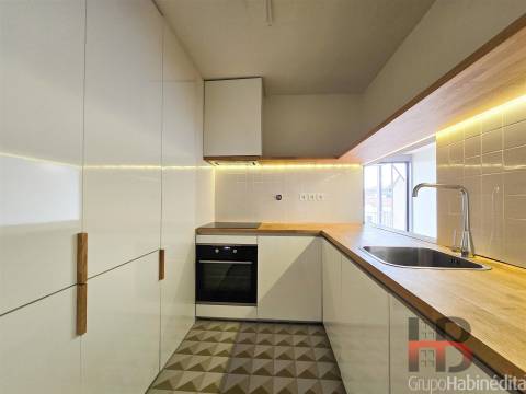 Apartamento T2 Arrendamento em Bonfim,Porto