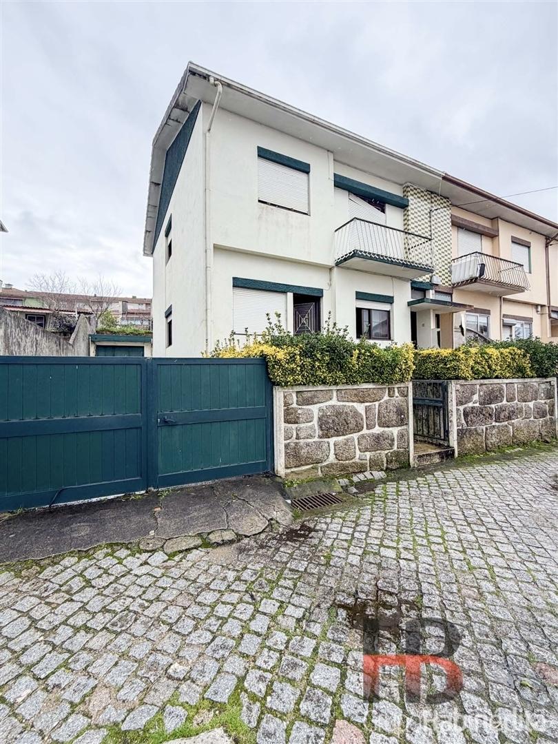 Prédio T4 Venda em Oliveira do Douro,Vila Nova de Gaia