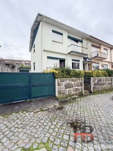 Prédio T4 Venda em Oliveira do Douro,Vila Nova de Gaia