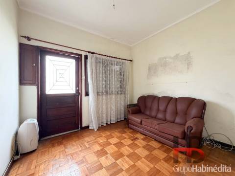 Prédio T4 Venda em Oliveira do Douro,Vila Nova de Gaia