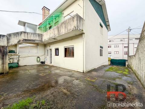 Prédio T4 Venda em Oliveira do Douro,Vila Nova de Gaia