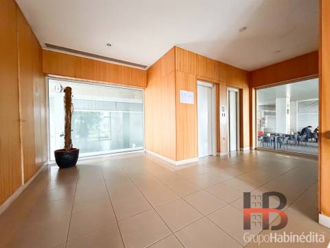 Apartamento T3 Arrendamento em Custóias, Leça do Balio e Guifões,Matosinhos