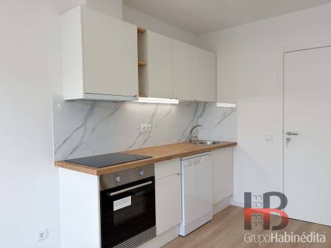 Moradia Térrea T2 Nova, Equipada e Mobilada | Matosinhos / São Mamede de Infesta