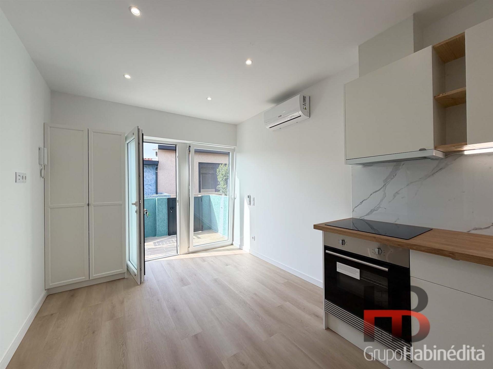 Moradia Térrea T2 Nova, Equipada e Mobilada | Matosinhos / São Mamede de Infesta