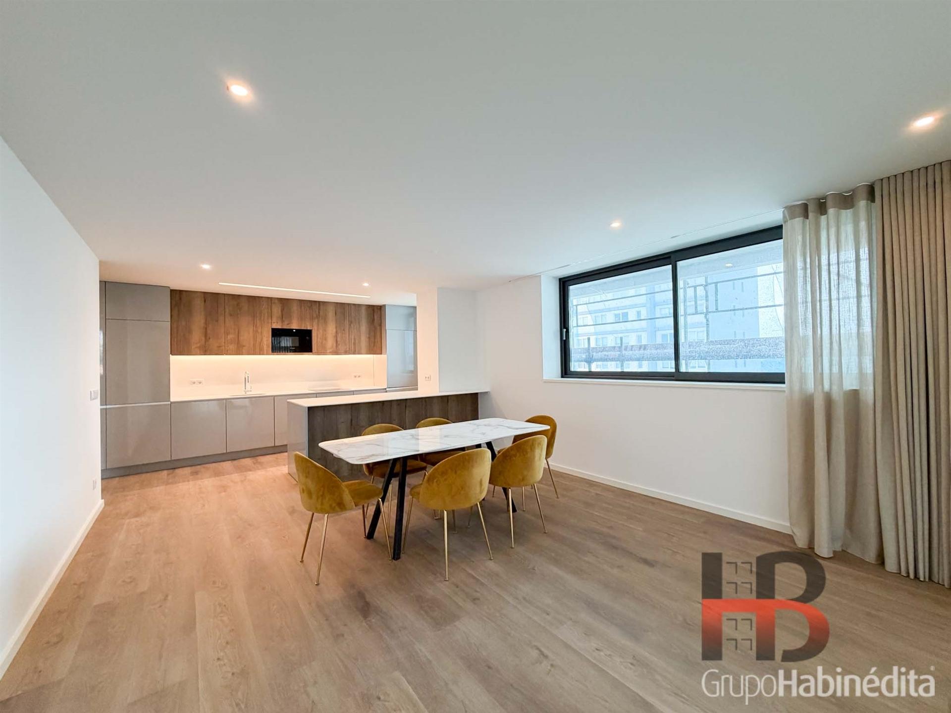 Apartamento T2 DUPLEX Venda em Matosinhos e Leça da Palmeira,Matosinhos