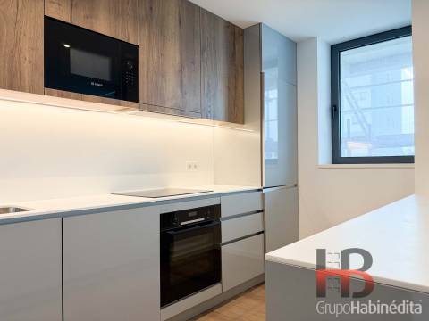 Apartamento T3 Venda em Matosinhos e Leça da Palmeira,Matosinhos