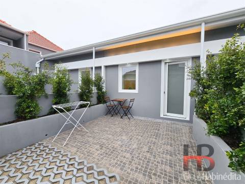 Moradia Térrea V1 Nova, Equipada e Mobilada | Porto, Antas, Bonfim